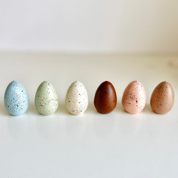 Set of 6 Medium Wooden Eggs With Nest
